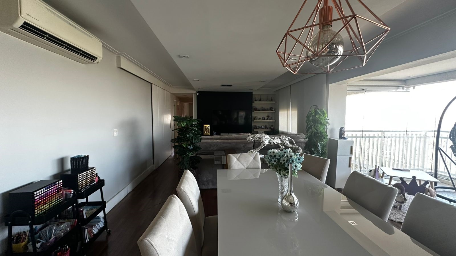 Apartamento (Padrão), com 3 quartos e 2 banheiros à Venda, 134 m² em São Paulo/SP - Só Negócios Rentáveis