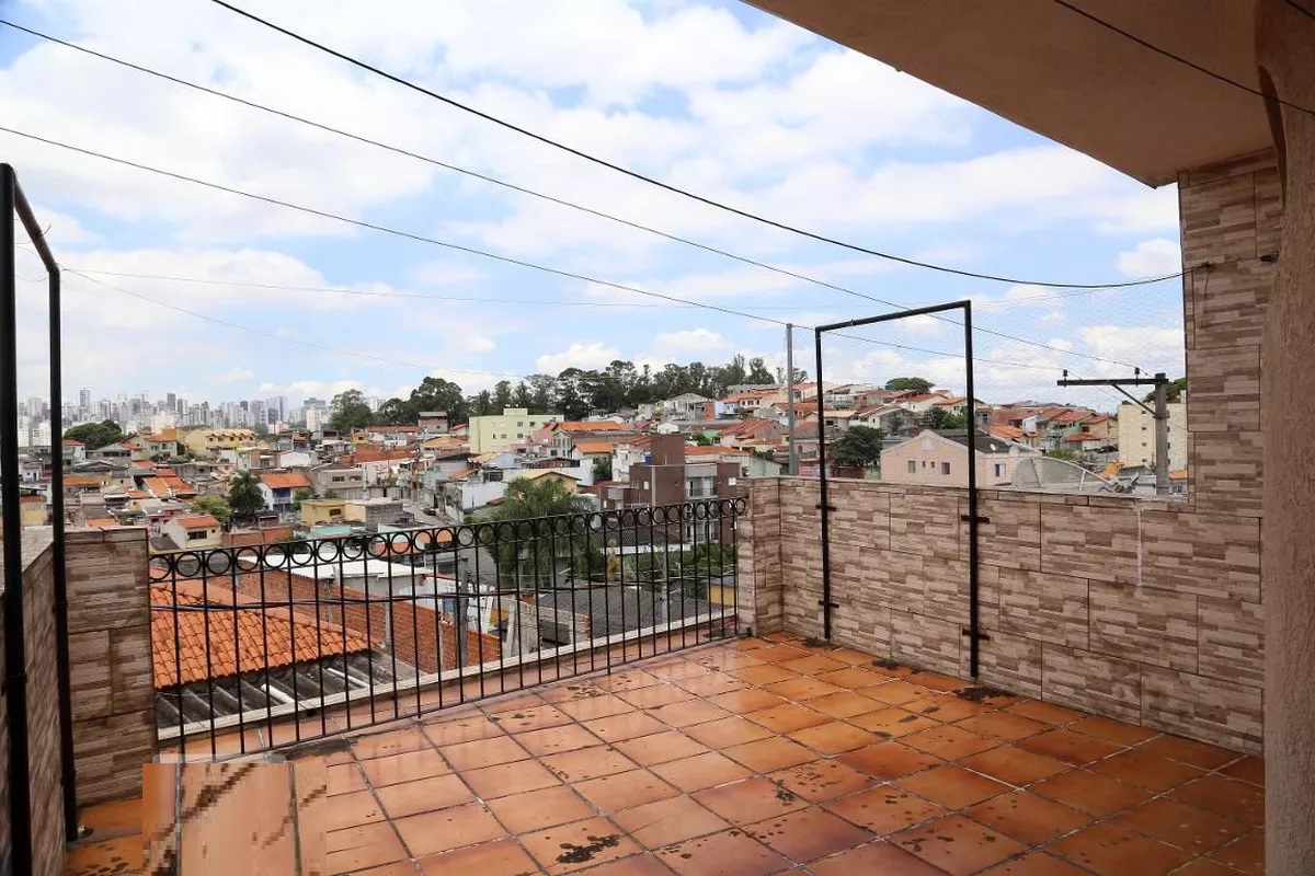 Casa (Sobrado Padrão), com 3 quartos e 2 banheiros à Venda, 134 m² em Taboão da Serra/SP - Só Negócios Rentáveis