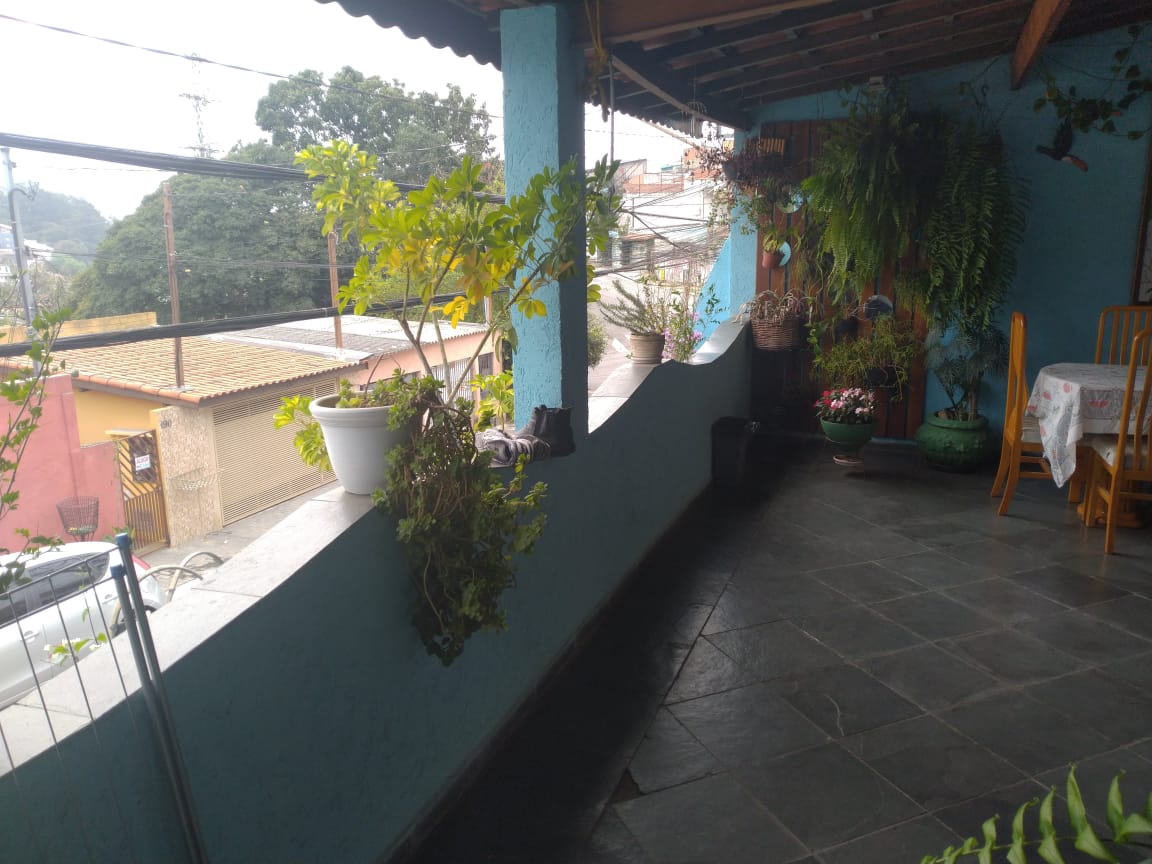 Casa (Padrão), com 3 quartos e 3 banheiros à Venda, 236 m² em Taboão da Serra/SP - Só Negócios Rentáveis