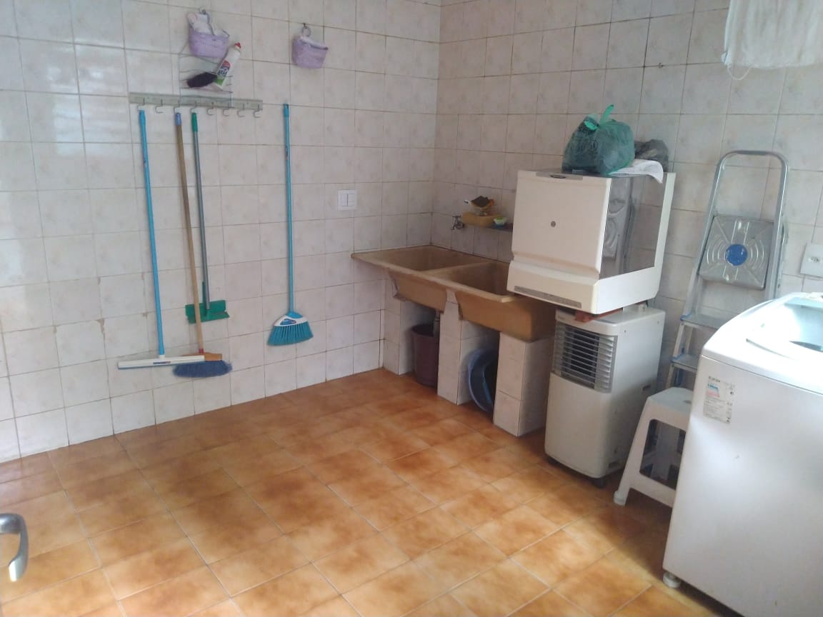 Casa (Padrão), com 3 quartos e 3 banheiros à Venda, 236 m² em Taboão da Serra/SP - Só Negócios Rentáveis
