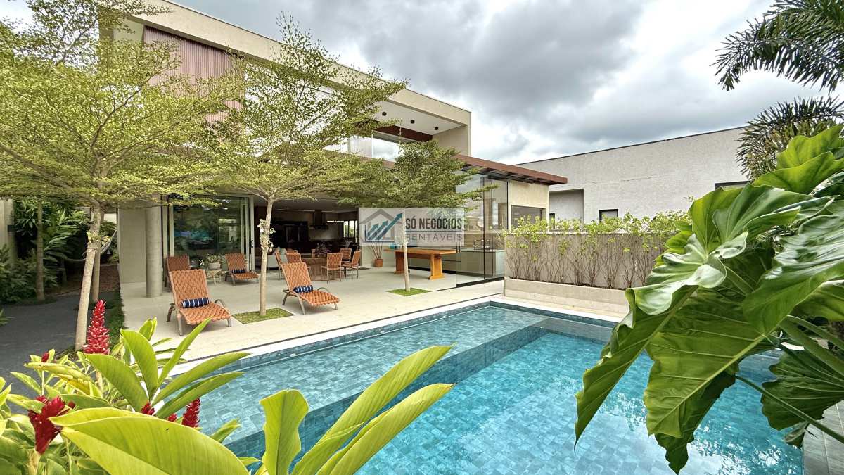 Casa de Alto Padrão à Venda no Condomínio Genesis II em Alphaville com 4 Suítes, Lazer Completo e Totalmente Mobiliada - Só Negócios Rentáveis